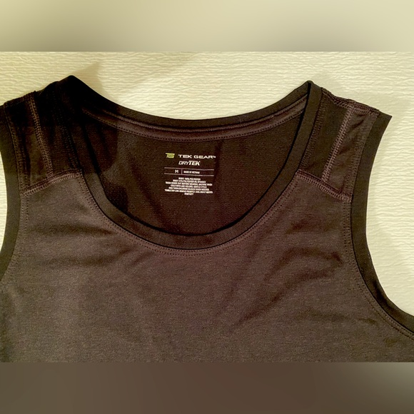 Women’s (NW/OT) black Tek Gear slight A-line activewear Tank size medium - Picture 3 of 10